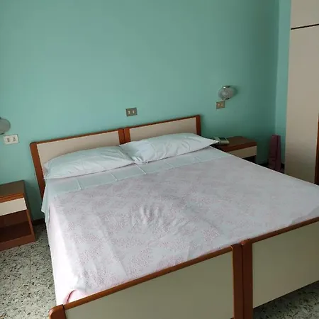 La Primula Hotel