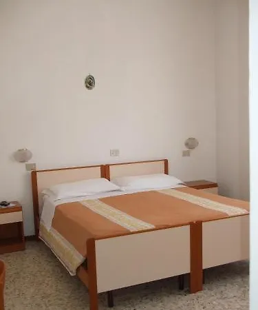 Ξενοδοχείο La Primula 3*