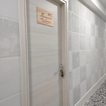 La Primula Hotel 3*